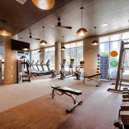 Apartmán Downtown Living 1Br W/ Free Parking Garage Houston Exteriér fotografie