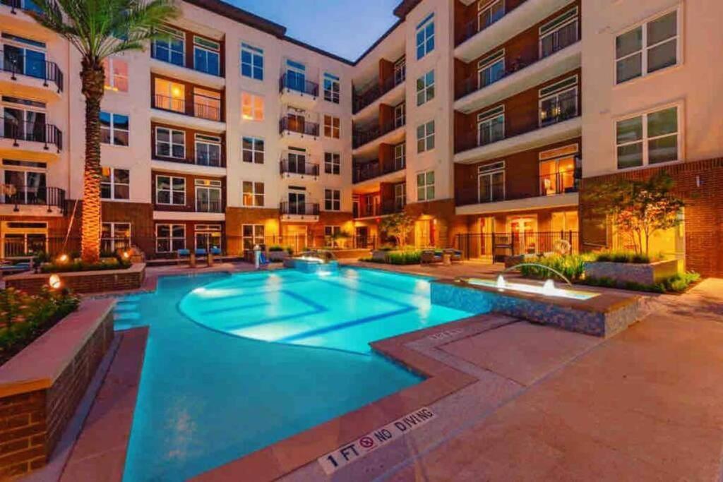 Apartmán Downtown Living 1Br W/ Free Parking Garage Houston Exteriér fotografie